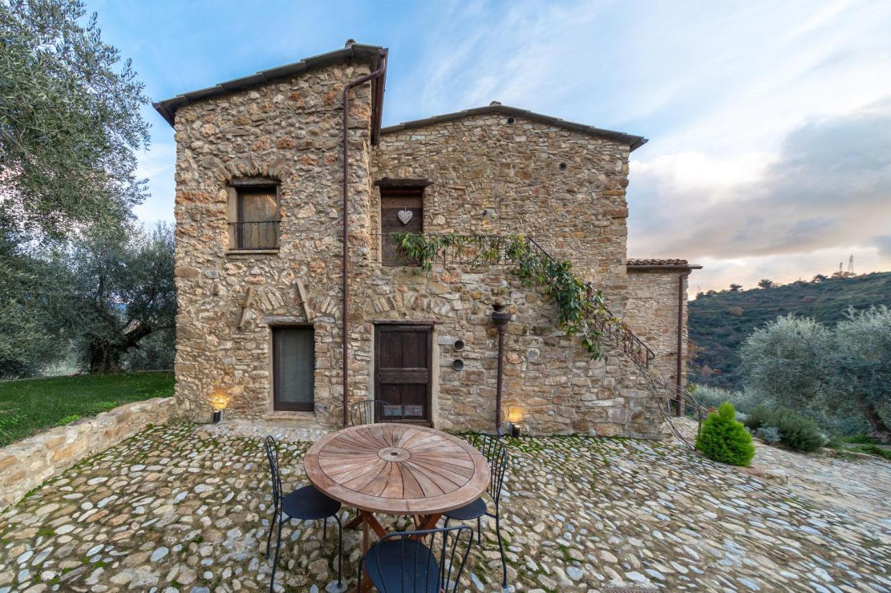 Agriturismo C'Era Una Volta Camporosso  Luaran gambar
