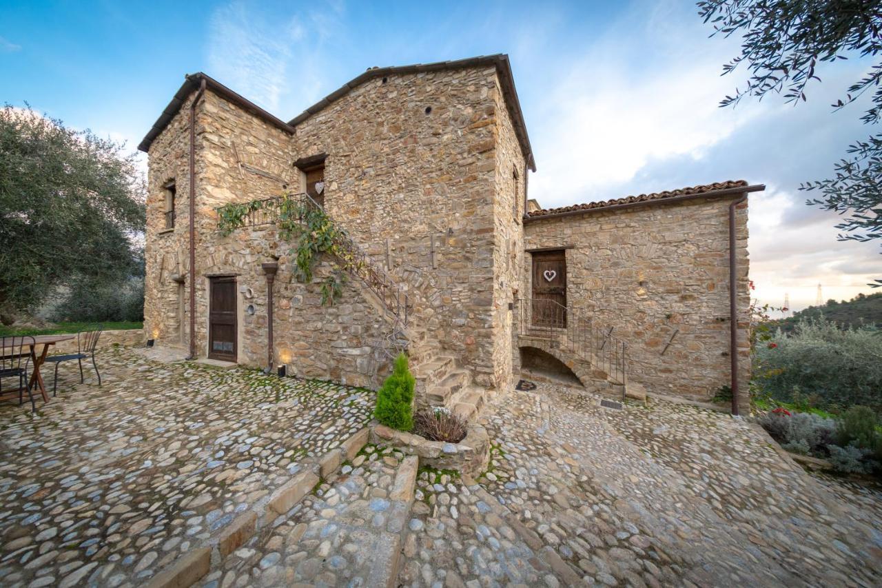 Agriturismo C'Era Una Volta Camporosso  Luaran gambar